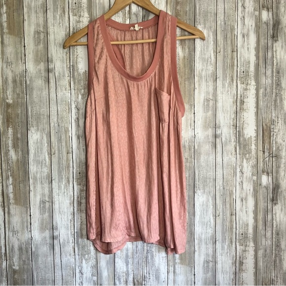 JODIFL Tops - Jodifl Pink Leopard Jersey Tank